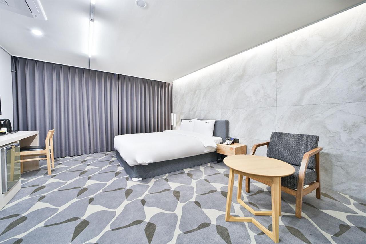 Hotel Haydn Busan Exteriör bild