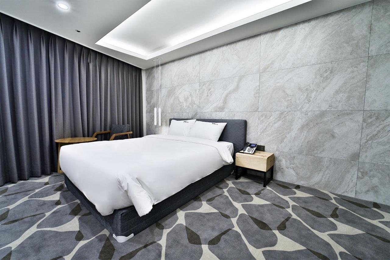 Hotel Haydn Busan Exteriör bild