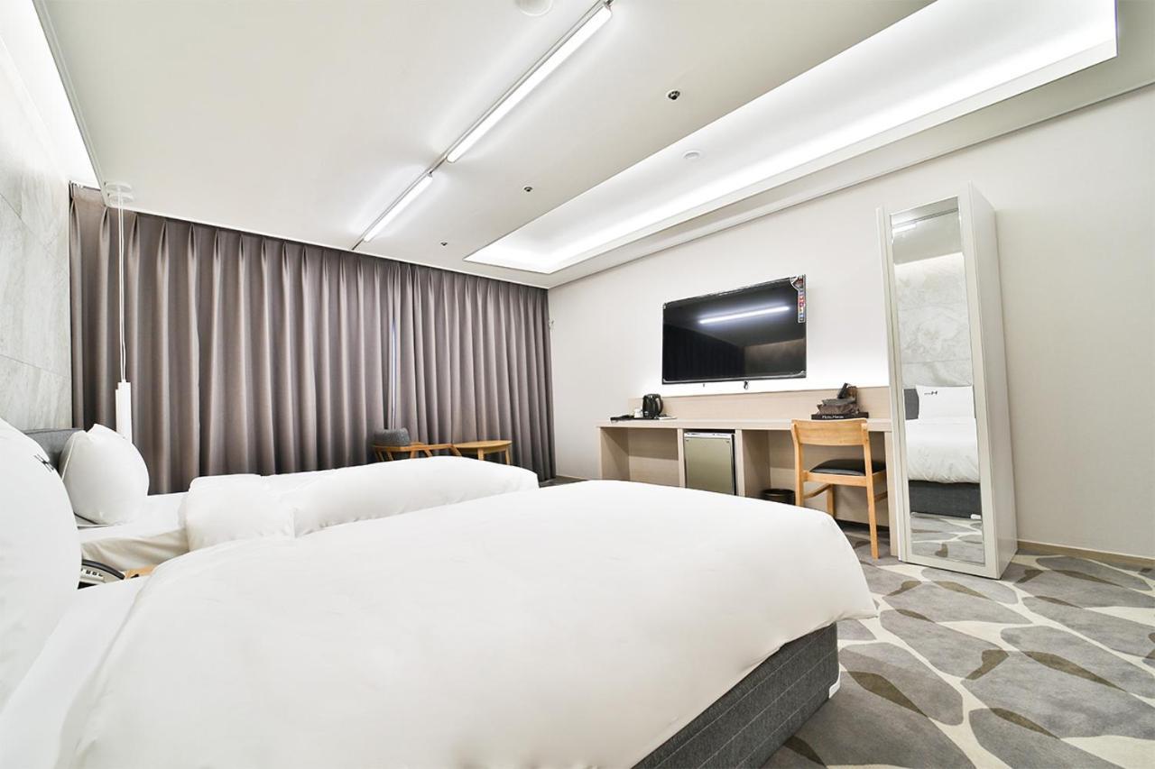 Hotel Haydn Busan Exteriör bild
